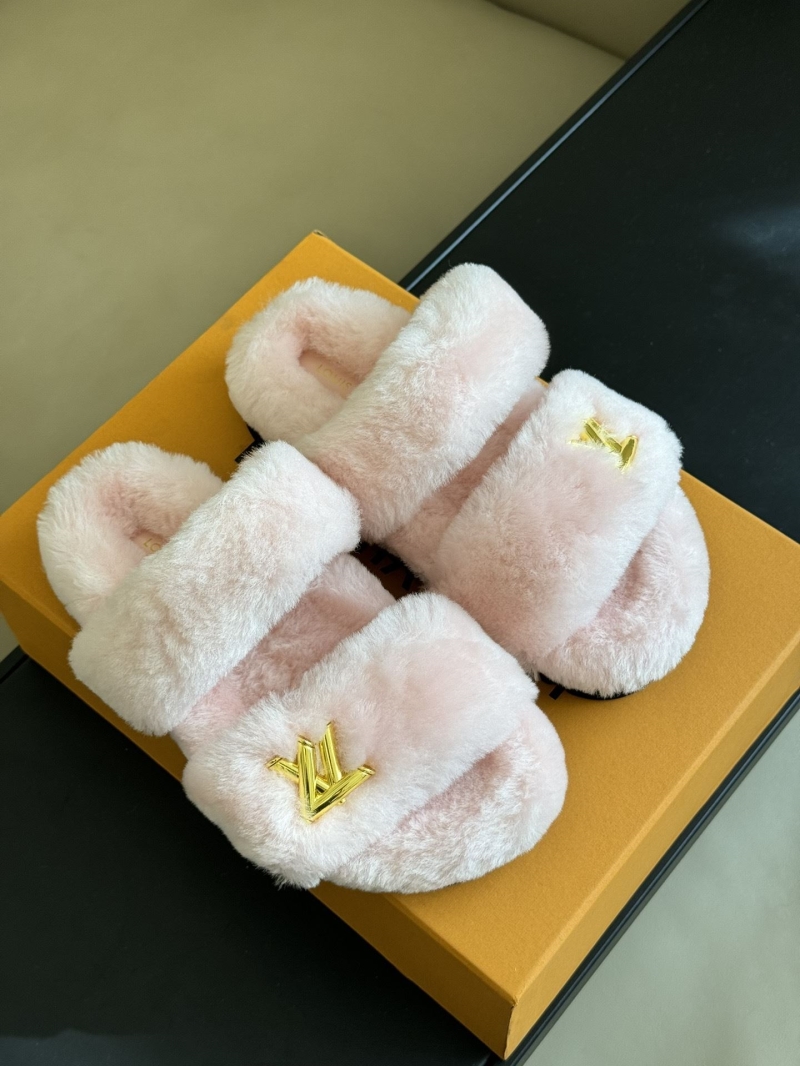 Louis Vuitton Slippers